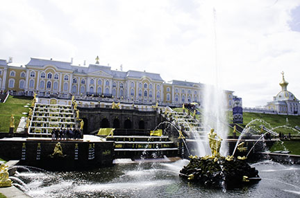 peterhof and fountainblog