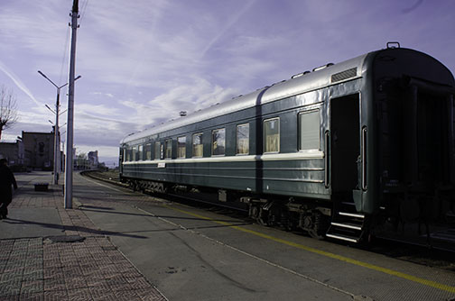 train on track alone blog